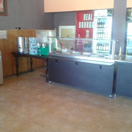 Hotel Zora 克兰内沃 外观 照片