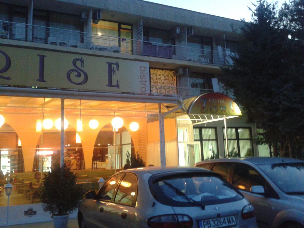 Hotel Zora 克兰内沃 外观 照片