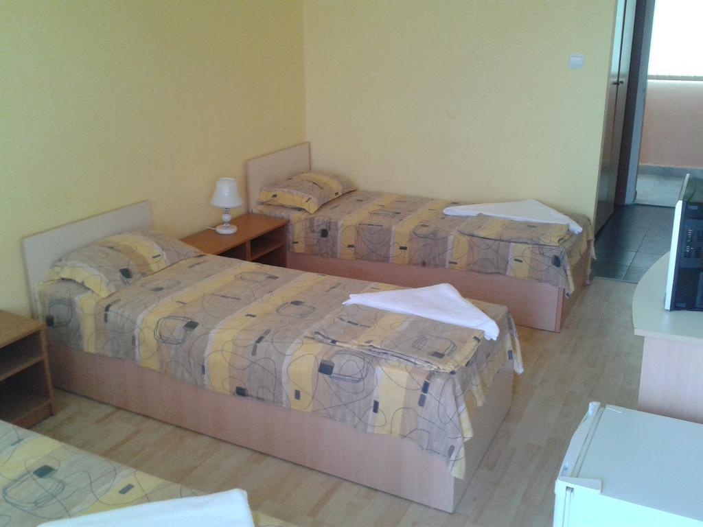 Hotel Zora 克兰内沃 客房 照片